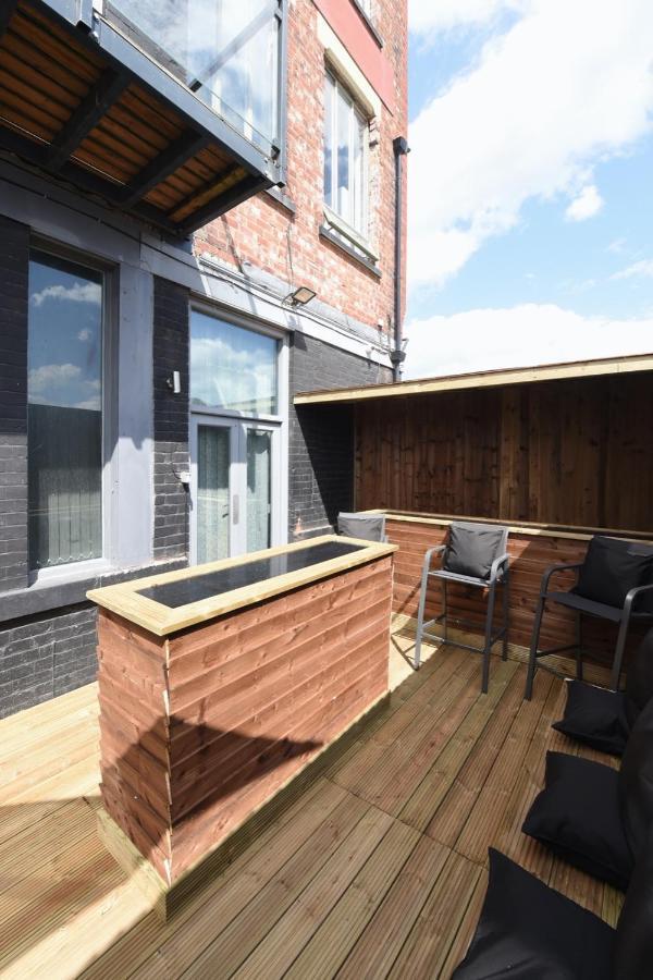 Slps 14 Hot Tub, Bar & Outdoor Terrace Apartment Manchester Exterior photo