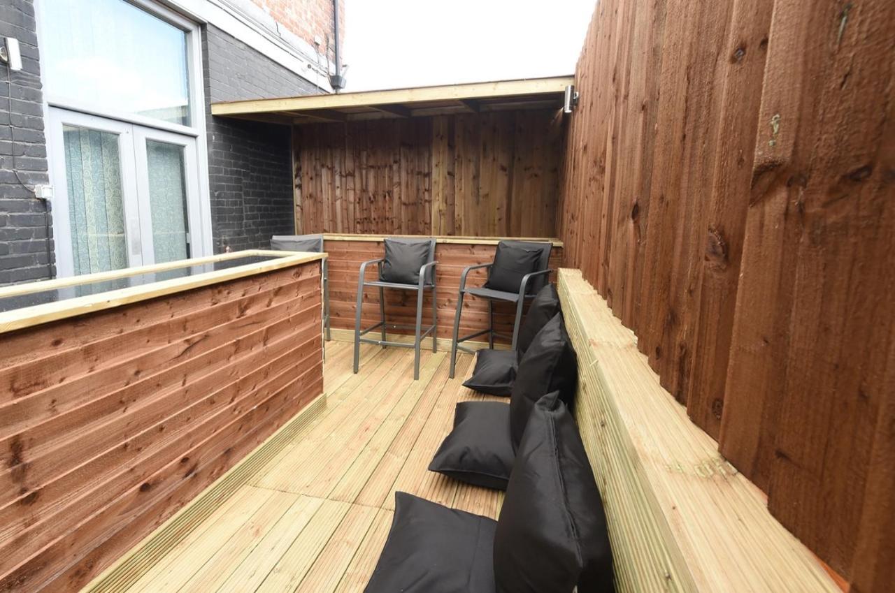 Slps 14 Hot Tub, Bar & Outdoor Terrace Apartment Manchester Exterior photo